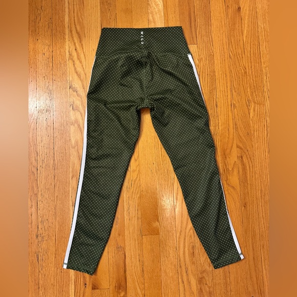 Wilo The Label High Waisted Leggings Olive Green Women’s S - Picture 2 of 5